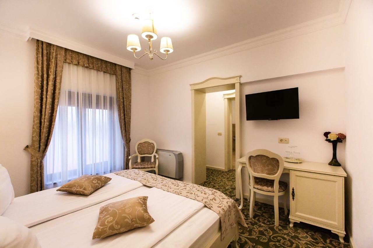 Hotel Ave, Alba! à Alba Iulia Extérieur photo