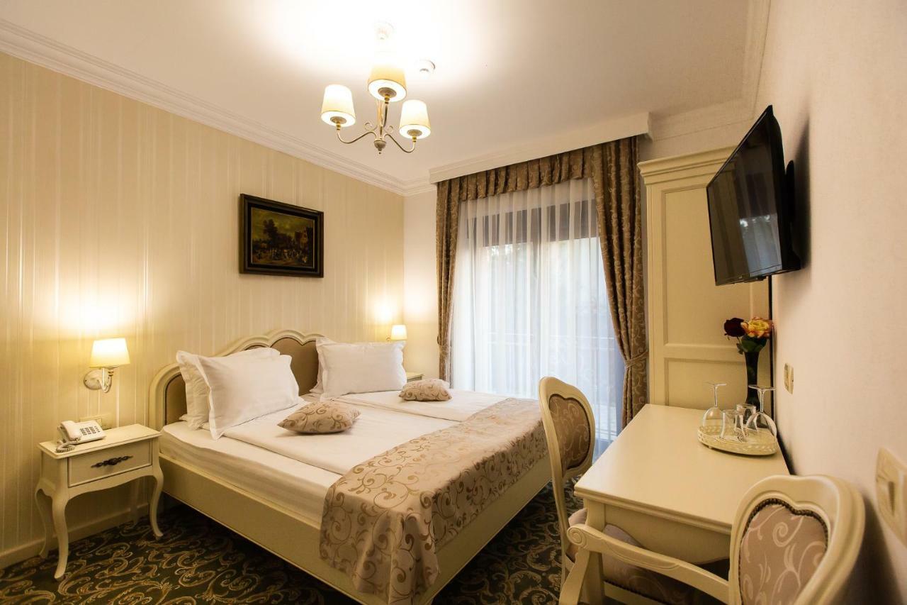 Hotel Ave, Alba! à Alba Iulia Extérieur photo